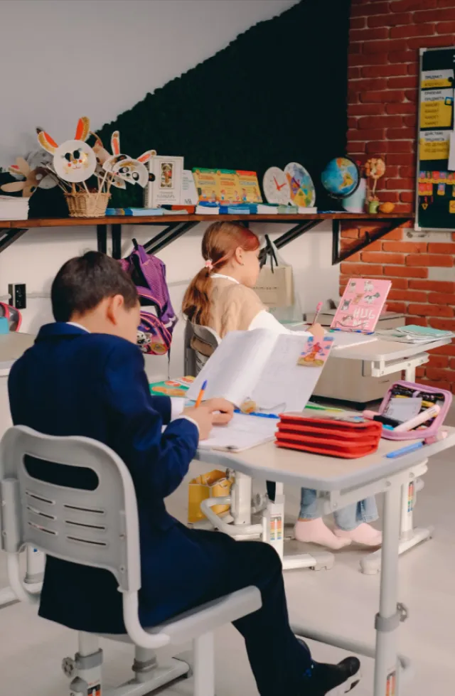 Alifba School (ул. Маршала Чуйкова) фото