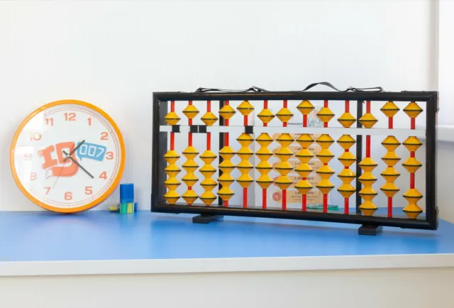 Школа IQ007 (ул. Вильгельма де Геннина) фото