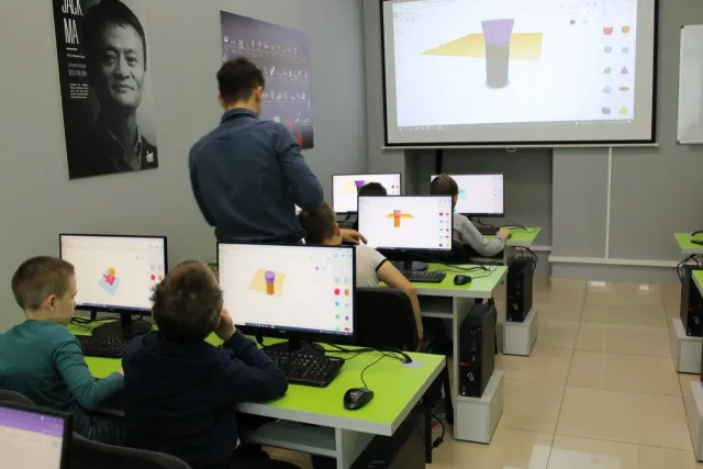 TOP IT SCHOOL г. Архангельск фото