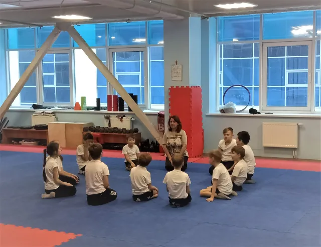 Урок физкультуры