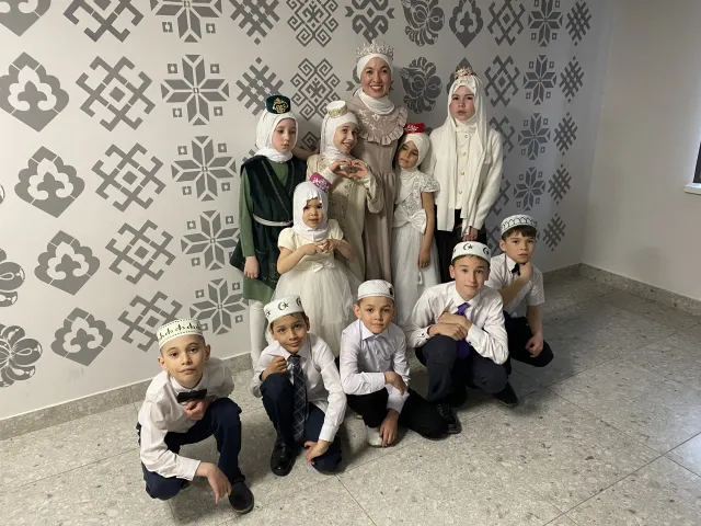 Выступление детей на большой сцене
